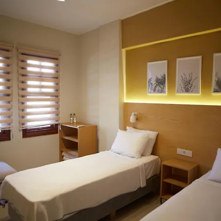 No 22 Riders' Otel